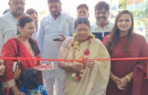 सदर विधायक सरिता भदौरिया ने केसरी मार्बल्स के तीसरे शोरूम का किया उद्घाटन