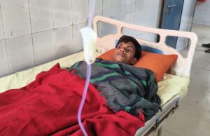 कुंडा पुलिस का कारनामा, तीन दिन से बैठे नाबालिग की हालत बिगड़ी