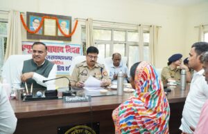 जीआरपी पुलिस ने एक अभियुक्त को चोरी के 5 एण्ड्रायड मोबाइल फोन सहित किया गिरफ्तार