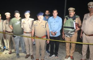 1 लाख रुपये चोरी करने वाले 3 नफर अभियुक्त को पुलिस मुठभेड़ में गिरफ्तार