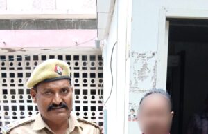 औंग पुलिस की बड़ी सफलता, 25 हजार के इनामिया हिस्ट्रीशीटर को किया गिरफ्तार