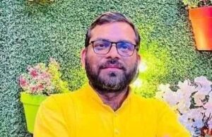 अन्ना गौवंश संरक्षण व ग्रामीण रोजगार के लिए विकसित फतेहपुर 2047 विज़न प्रस्ताव सौंपा