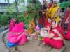 अक्षय नवमी पर्व पर महिलाओं ने आंवले के वृक्ष के नीचे किया पूजा अर्चना