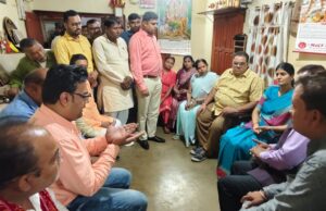 अनुप्रिया पटेल ने फर्नीचर व्यवसाई जायसवाल परिवार से की मुलाकात