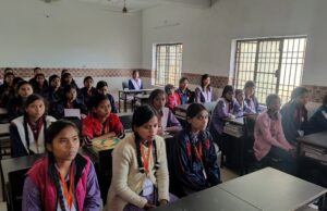 राजकीय आश्रम पद्धति इंटर कॉलेज में छात्राओं को मिशन शक्ति अभियान के तहत किया गया जागरूक
