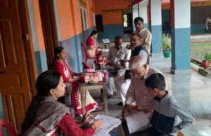 अर्द्धवार्षिक परीक्षा की उत्तर पुस्तिकाओं का अवलोक