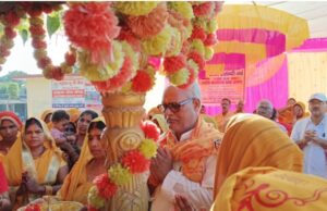 फाजिलनगर में पहुंची गायत्री ज्योति कलश रथ यात्रा