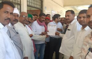 समाजवादी मजदूर सभा के पदाधिकारियों ने एसडीएम को सौंपा ज्ञापन