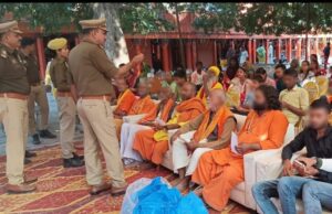 आमजनमानस व श्रद्धालुओं को पुलिस ने किया जागरूक