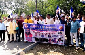 भा.ज.पा. शासन में बढ़ते अत्याचारों के विरोध में ‘अपनी जनता पार्टी’ ने सिटी मजिस्ट्रेट को सौंपा ज्ञापन