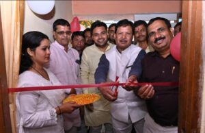 लोकमंच भारत दैनिक के कार्यालय का जिला सूचना अधिकारी द्वारा किया गया उद्घाटन
