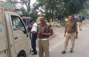 सैनी में चला कड़ा यातायात अभियान, एसआई अब्दुल अली ने किए 25 चालान