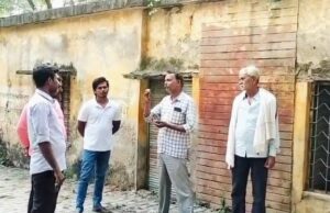 बंद पड़ी उदहिन खुर्द सोसाइटी से जुड़े किसानो के लिए खाद वितरण की वैकल्पिक व्यवस्था करे विभाग