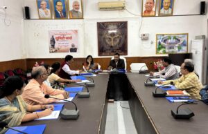 जनपद स्तरीय अधिकारी बिना जिलाधिकारी की अनुमति नहीं छोडेंगे मुख्यालय