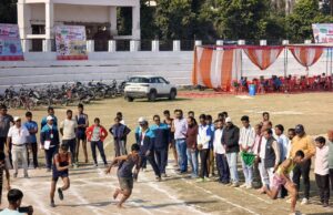स्वच्छ भारत-नगरीय के अन्तर्गत नगर पालिका परिषद गोला द्वारा आयोजित युवा शक्ति का उत्सव