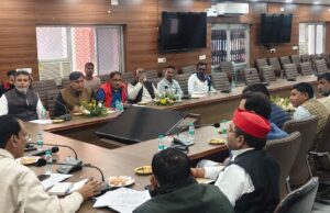 मतदाता सूची पुनरीक्षण पर कलेक्ट्रेट में मंथन