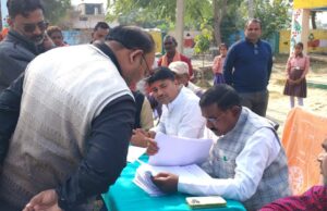 विधायक ने साजी और धाव विद्यालय में पहुंचकर एस आई आर कार्य का किया निरीक्षण