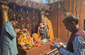 मां की अखंड सत्ता सृष्टि के कण- कण में विराजमान : विजय सिंह