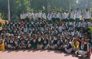 इलाहाबाद विश्वविद्यालय का शैक्षिक भ्रमण कर छात्रों ने हासिल की जानकारी
