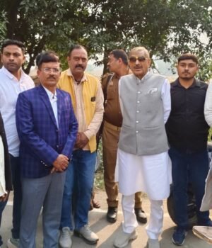 एसआईआर के जरिए वोट छीनने के हथकण्डे को नाकाम करने में जुटें कार्यकर्ता- प्रमोद तिवारी