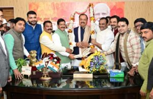 भाजपाइयों ने डिप्टी सीएम केशव मौर्य का किया स्वागत अभिनंदन