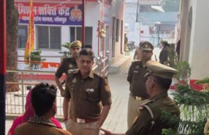 समाधान दिवस पर SP जौनपुर की जनसुनवाई, थाना लाइन बाजार का किया निरीक्षण