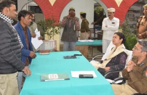 थाना समाधान दिवस : कोतवाली सदर में डीएम-एसपी ने सुनी समस्याएं, दिए निस्तारण के निर्देश