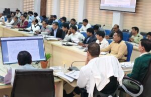 जिलाधिकारी ने सीएम डैशबोर्ड पर प्रदर्शित योजनाओं/इंडीकेटर्स की प्रगति की समीक्षा कर अधिकारियों को शत-प्रतिशत प्रगति लाने के दिए निर्देश