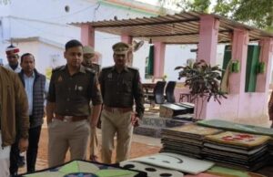 डीएम व एसपी ने किया जिला कारागार का निरीक्षण