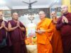 बोधगया से पहुंचे बौद्ध धर्मगुरु ने थाई परम्परा के अनुसार दी श्रद्धांजलि