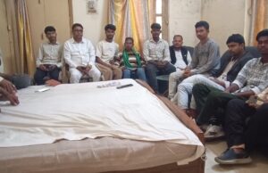 जिला पंचायत चुनाव को लेकर एआईएमआईएम ने कसी कमर, जिलाध्यक्ष निशात अली की मौजूदगी में बढ़नी में हुई अहम बैठक