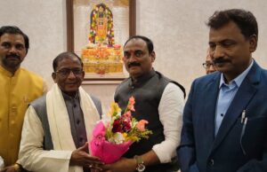 असम के राज्यपाल का भाजपाइयों ने किया स्वागत अभिनंदन