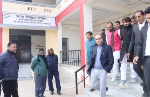 डीएम ने कान्हा गौशाला रंजीतपुर चिलबिला का किया निरीक्षण, अव्यवस्था मिलने पर जतायी नाराजगी