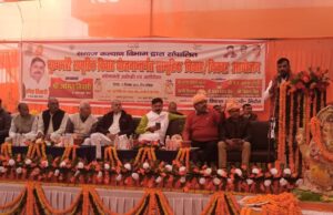 मुख्यमंत्री सामूहिक विवाह योजना के तहत फतेहपुर में 385 जोड़ों ने थामा जीवनसाथी का हाथ