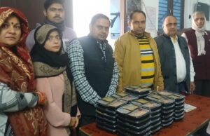 आदर्श विद्यालय की संस्थापिका शकुंतला तिवारी की पुण्य तिथि मनायी गयी