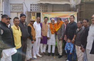 उमराह जायरीनों का किया स्वागत इस्तक़बाल