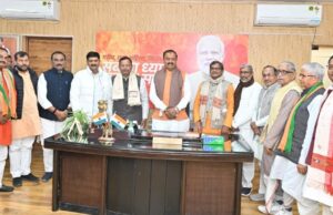 प्रदेश अध्यक्ष व डिप्टी सीएम से की मुलाकात एसआईआर पर हुई चर्चा