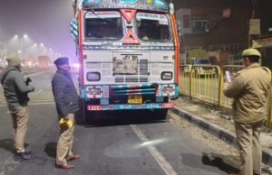 यातायात पुलिस ने छपार स्थित टोल प्लाजा पर चलाया विशेष चेकिंग अभियान