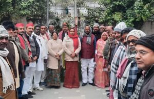 सपा ने निकाली कार्यालय से कलेक्ट्रेट तक हल्ला बोल पदयात्रा