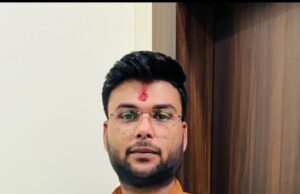 भारत संतों का देश है, सांता का नहीं – रिषभ झा