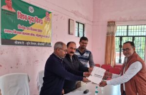 कृषकों को मिट्टी संरक्षण के प्रति लेना होगा संकल्प:डा.मनोज