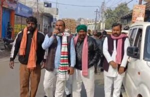 कोरांव में एसआईआर प्रक्रिया पर सपा नेताओं ने निकाली जागरूकता रैली, मतदाता अधिकार बचाने की अपील