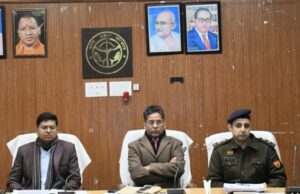 सुशासन सप्ताह के तहत कलेक्ट्रेट सभागार में कार्यशाला, पूर्व डीएम नरेन्द्र शंकर पाण्डेय ने किया मार्गदर्शन