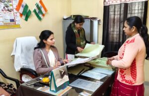 जिला विधिक सेवा प्राधिकरण सचिव द्वारा कलेक्ट्रेट परिसर में संचालित वन स्टाप सेंटर का औचक निरीक्षण कर संबंधित को दिए गए आवश्यक दिशा निर्देश