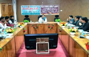 सीडी रेशियो कम होने पर 12 बैंकों को डीएम की फटकार