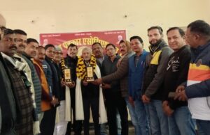 95वीं जयंती पर स्मरण किये गये बाबू बालेश्वर लाल जी डॉ.राम सिगार शुक्ल ‘गदेला’ व लोलारक दूबे को मिला बाबू बालेश्वर लाल सम्मान–2025