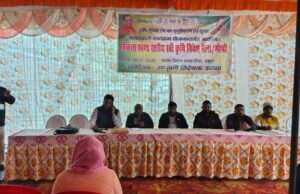 बढ़पुरा ब्लॉक परिसर में किसान गोष्ठी व किसान मेले का आयोजन, सैकड़ों किसानों ने लिया भाग