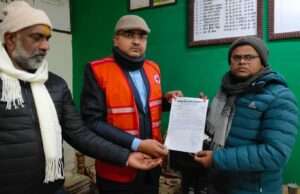 शादीपुर रेलवे क्रॉसिंग पर गाटर ऊँचा कराने को रेडक्रास ने दिया पत्र