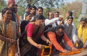 खजुहा में भाजपा मंडल का अभिनंदन समारोह, जिलाध्यक्ष व कार्यकर्ताओं का हुआ सम्मान