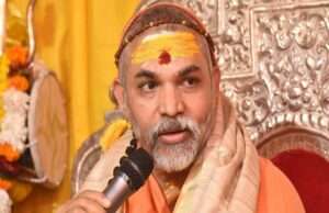 शंकाराचार्य अविमुक्तेश्वरानंद से मौनी अमावस्या स्नान पर हुई धक्का मुक्की देखें वीडियो